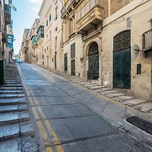 Konukevi Kampnar City Living, Valletta